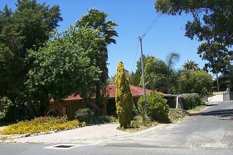 Property photo of 51 Stanton Crescent Greenwood WA 6024