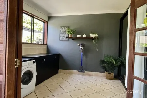 Property photo of 2 Zunkers Road Hampden QLD 4741