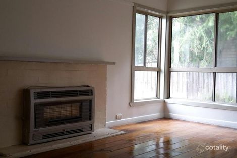 Property photo of 47 Service Road South Moe VIC 3825