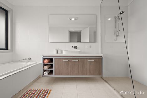 Property photo of 30 Alan Watt Crescent Casey ACT 2913