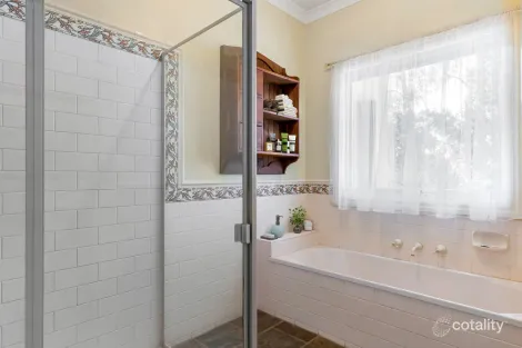 Property photo of 8 Mount Gisborne Road Gisborne VIC 3437