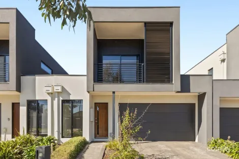 16 Verona Cres, Fraser Rise, VIC 3336