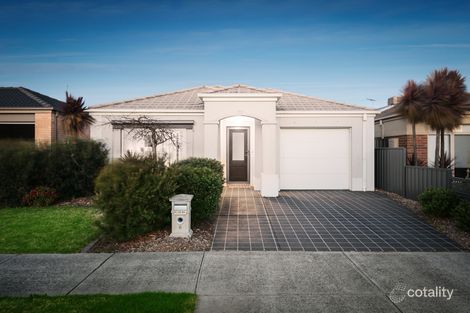 Property photo of 8 Persimmon Lane Pakenham VIC 3810