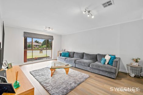 Property photo of 23 Knightsbridge Avenue Altona Meadows VIC 3028