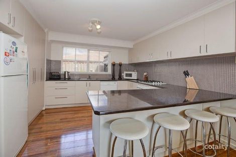 5 Van Ct, Narre Warren, VIC 3805