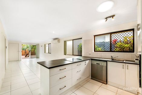 Property photo of 34 Fifteenth Avenue Palm Beach QLD 4221