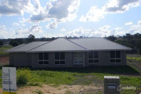 1 Parkview Pl, Meringandan West, QLD 4352