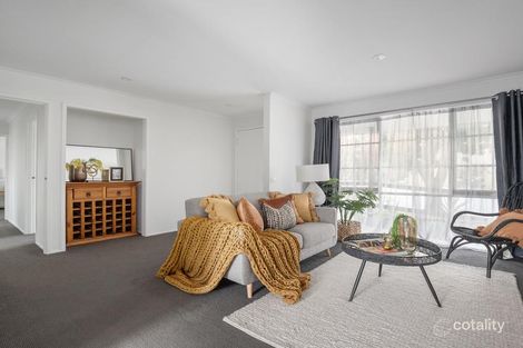 Property photo of 22 Longbeach Close Aspendale VIC 3195