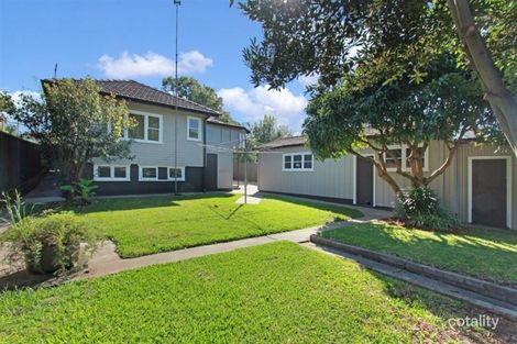 3 Robertson St, Coniston, NSW 2500