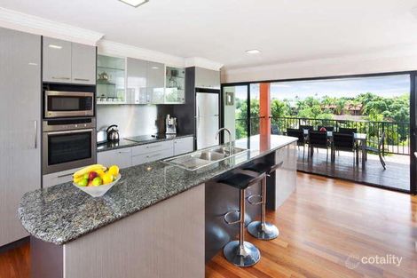 Property photo of 2 Kennedy Court Mount Ommaney QLD 4074