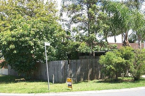 1 Inveray Ave, Benowa, QLD 4217