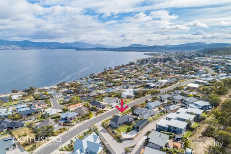 Property photo of 678 Oceana Drive Tranmere TAS 7018