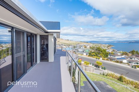 Property photo of 678 Oceana Drive Tranmere TAS 7018