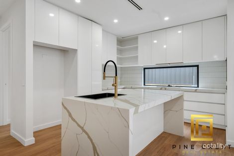 13 Foraker Rd, Truganina, VIC 3029