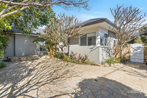 3 Boronia Ave, Windang, NSW 2528