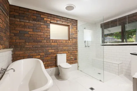 Property photo of 275 Gold Coast Springbrook Road Mudgeeraba QLD 4213