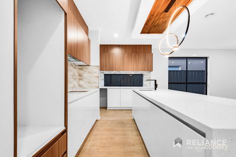 Property photo of 34 Universal Road Tarneit VIC 3029