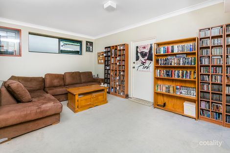 Property photo of 19 Lyly Road Allambie Heights NSW 2100