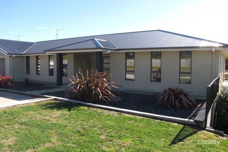 1b Olive Ct, Miandetta, TAS 7310