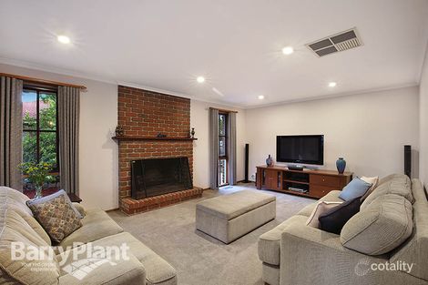 Property photo of 5 Boyle Close Wantirna South VIC 3152