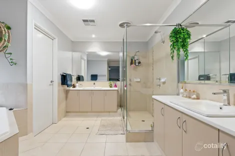 Property photo of 11 Warrior Boulevard Pinjarra WA 6208