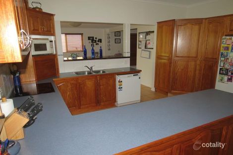 Property photo of 10 Cunningham Drive Emerald QLD 4720