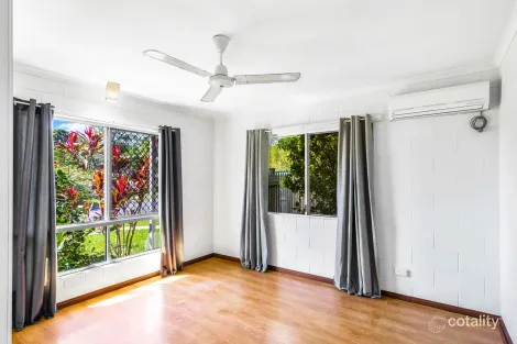 Property photo of 39 Enmore Street Manoora QLD 4870