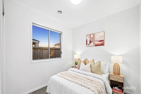 Property photo of 13 Metropolis Way Donnybrook VIC 3064