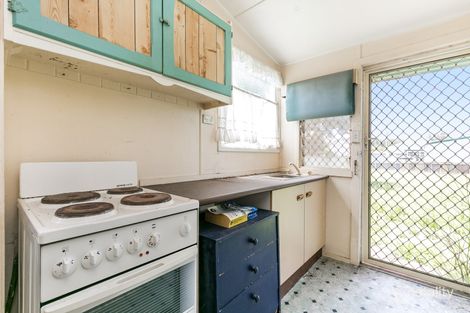 Property photo of 8 Piriwal Street Pelican NSW 2281