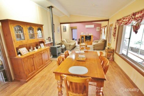 Property photo of 112 Edwards Street Young NSW 2594