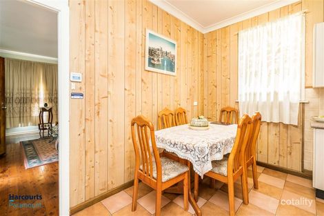 Property photo of 28 Lupin Avenue Fairfield East NSW 2165