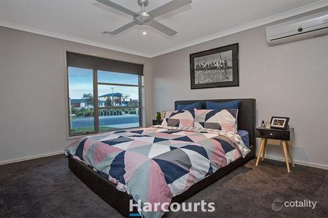 Property photo of 6 Onyx Crescent Officer VIC 3809