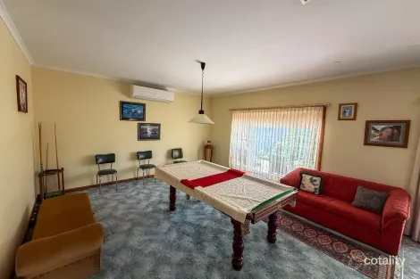 Property photo of 24 First Street Cowell SA 5602