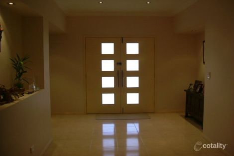 Property photo of 8 Jubilee Close Eight Mile Plains QLD 4113