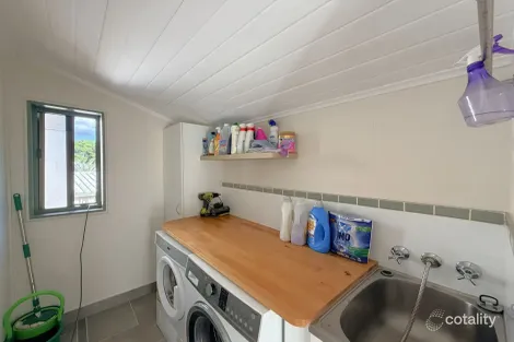 Property photo of 2 Elizabeth Childers QLD 4660