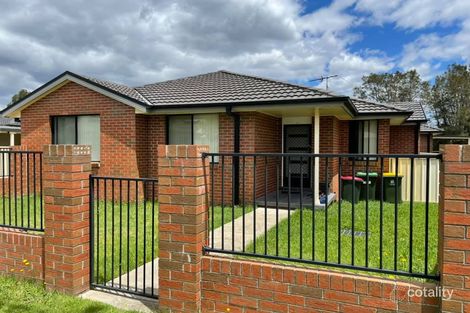 Property photo of 1/4 Yarrum Avenue Beresfield NSW 2322
