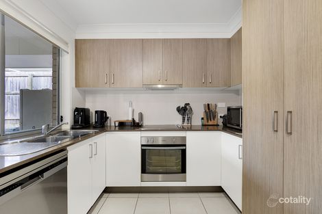 Property photo of 10 Dandelion Drive Springfield Lakes QLD 4300