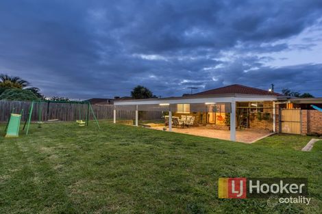 Property photo of 40 Cairns Road Hampton Park VIC 3976
