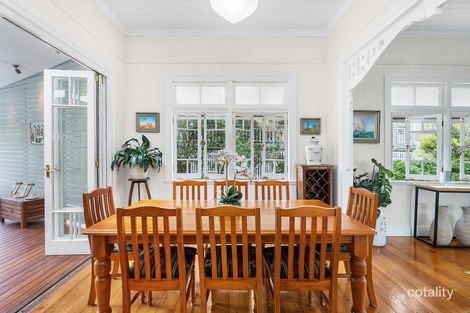 Property photo of 102 Waverley Road Taringa QLD 4068