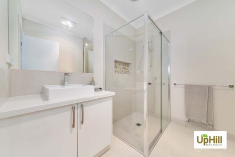 Property photo of 21 Swallowtail Avenue Clyde North VIC 3978