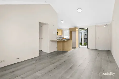 Property photo of 11/15 Oaks Avenue Dee Why NSW 2099
