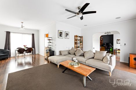 Property photo of 26 Brentwood Drive Werribee VIC 3030