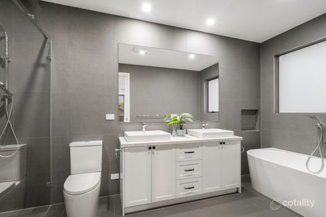 Property photo of 28 Dunoon Street Doncaster VIC 3108