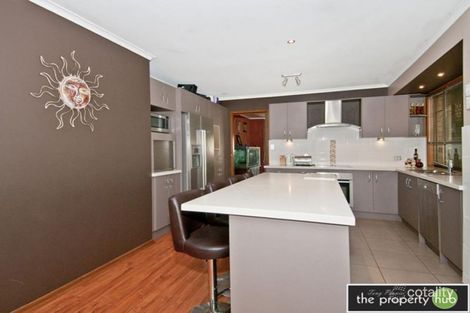 Property photo of 18 Prenzlau Crest Windaroo QLD 4207