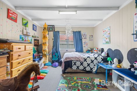 Property photo of 12 Dyte Parade Ballarat East VIC 3350