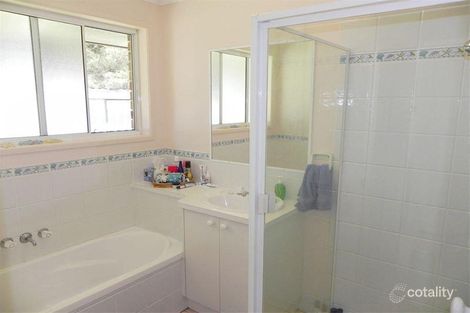 Property photo of 21 Hotspur Crescent Little Mountain QLD 4551