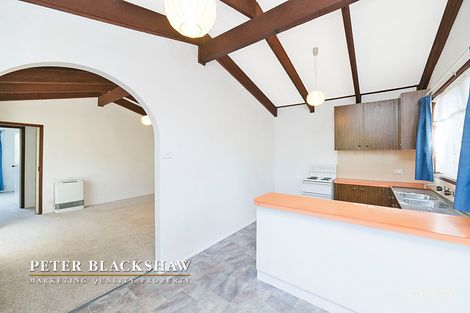 Property photo of 28 Vanzetti Crescent Kambah ACT 2902