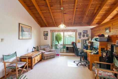 Property photo of 84 Pareena Crescent Mansfield QLD 4122