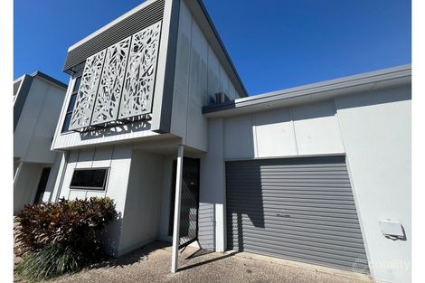 Property photo of 6/2 Makybe Diva Drive Ooralea QLD 4740