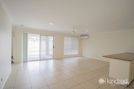Property photo of 2/12 Cadell Crescent Rothwell QLD 4022